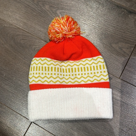 Nissin Cup Noodle Beanie BNWT - Picture 2 of 3